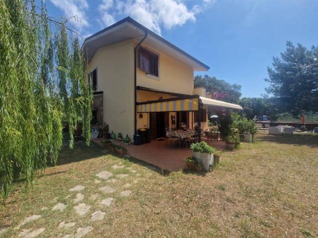 Villa Indipendente in vendita a Itri, Lazio