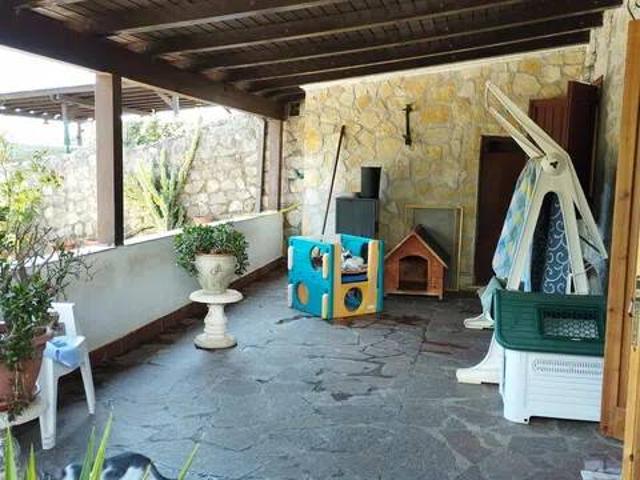 Villa Indipendente in vendita a Itri, Lazio