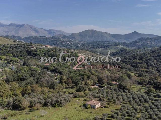 Villa Indipendente in vendita a Itri, Lazio