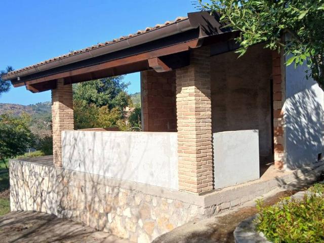 Villa Indipendente in vendita a Itri, Lazio