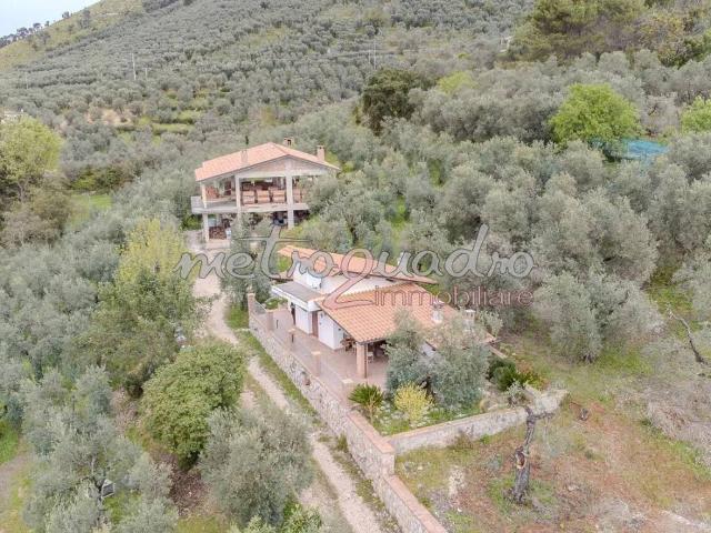 Villa Indipendente in vendita a Rignano, Itri