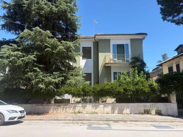 Villa Indipendente in vendita a Marche, Ancona