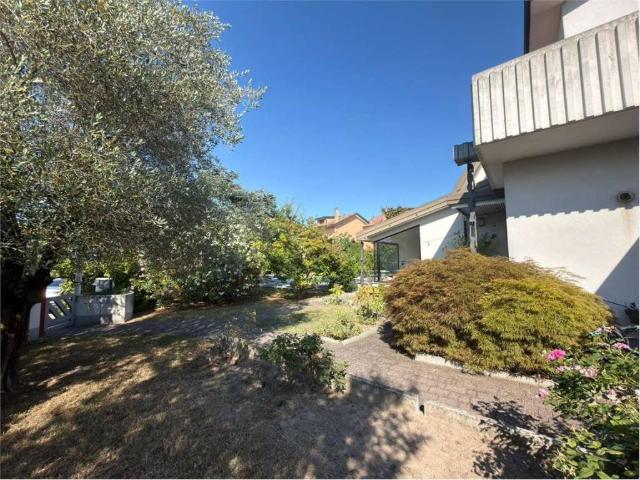 Villa Indipendente in vendita a Jesolo, Veneto