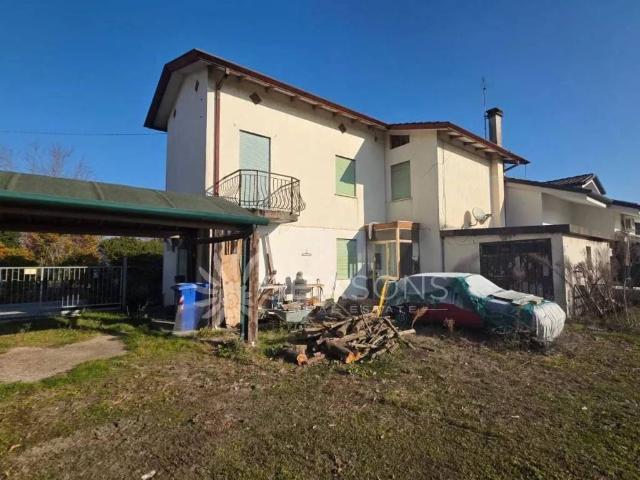 Villa Indipendente in vendita a Jesolo, Veneto