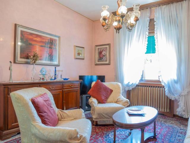 Villa Indipendente in vendita a Jesolo, Veneto