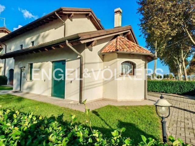 Villa Indipendente in vendita a Jesolo, Veneto