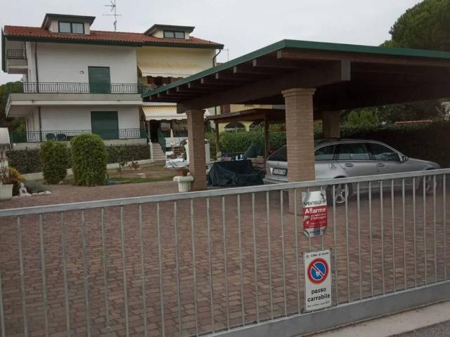 Villa Indipendente in vendita a Jesolo, Veneto