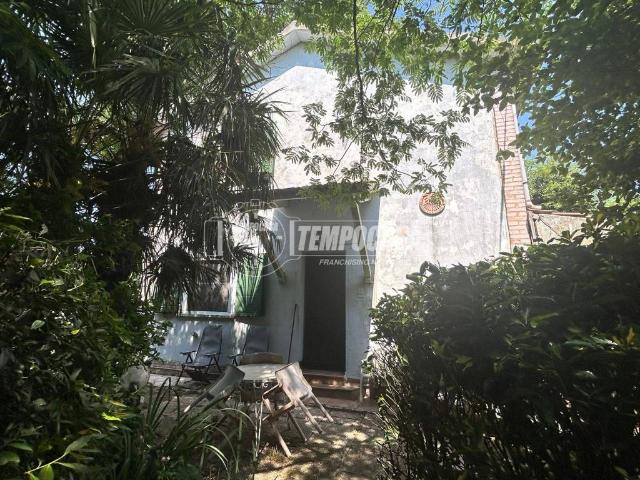 Villa Indipendente in vendita a Jolanda Di Savoia, Reggio Emilia