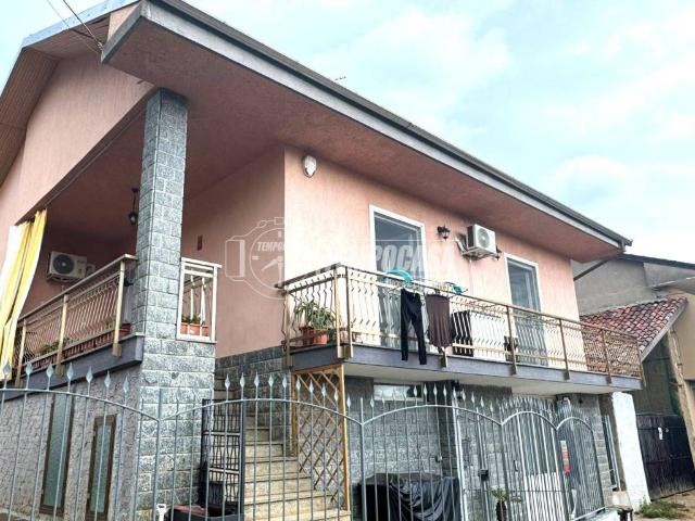 Villa Indipendente in vendita a Unione Montana di Comuni delle Valli di Lanzo, Ceronda e Casternone, Piemonte