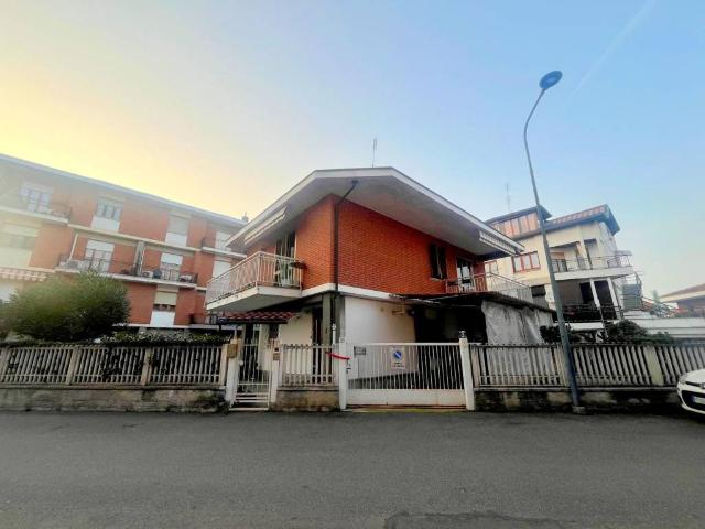 Villa Indipendente in vendita a Piemonte, Torino