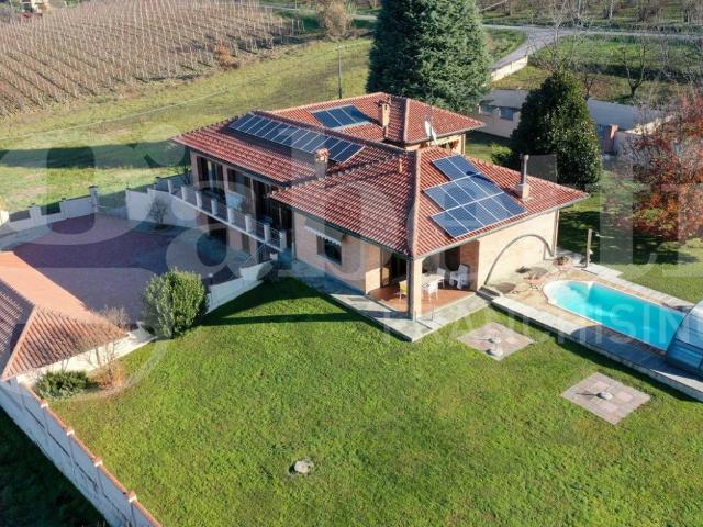 Villa Indipendente in vendita a Piemonte, Cuneo