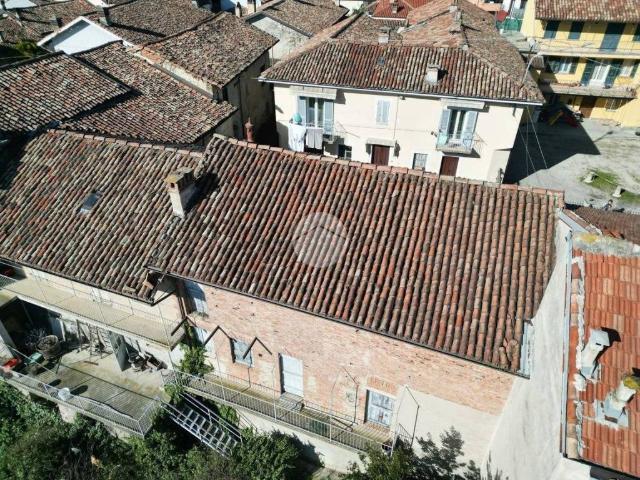 Villa Indipendente in vendita a La Morra, Cuneo