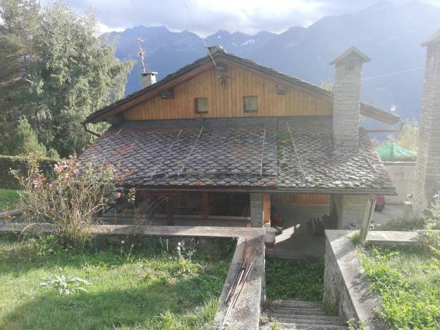 Villa Indipendente in vendita a Grassey, La Salle