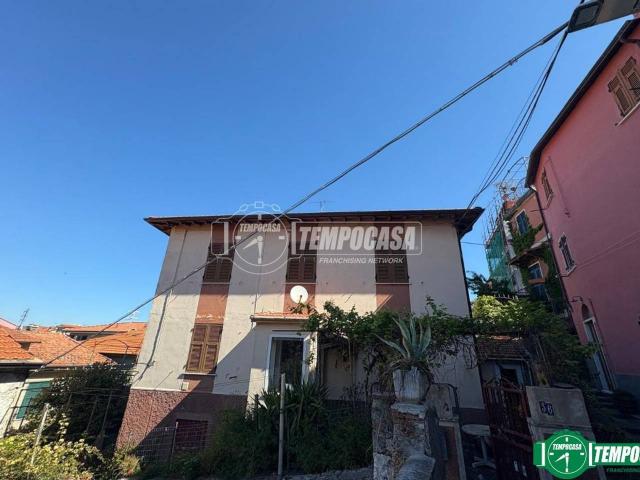 Villa Indipendente in vendita a Gatessa, La Spezia