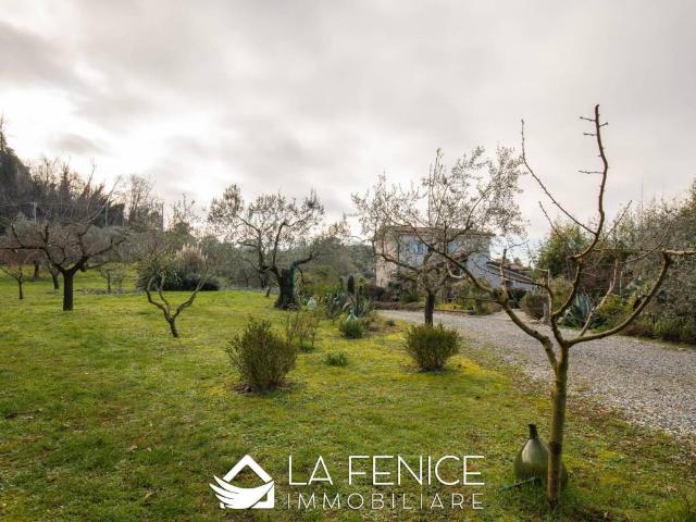 Villa Indipendente in vendita a La Spezia, Liguria