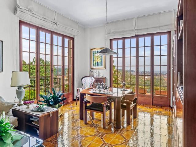 Villa Indipendente in vendita a Montepertico, La Spezia