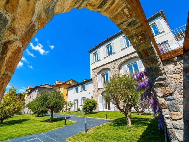 Villa Indipendente in vendita a La Spezia, Liguria