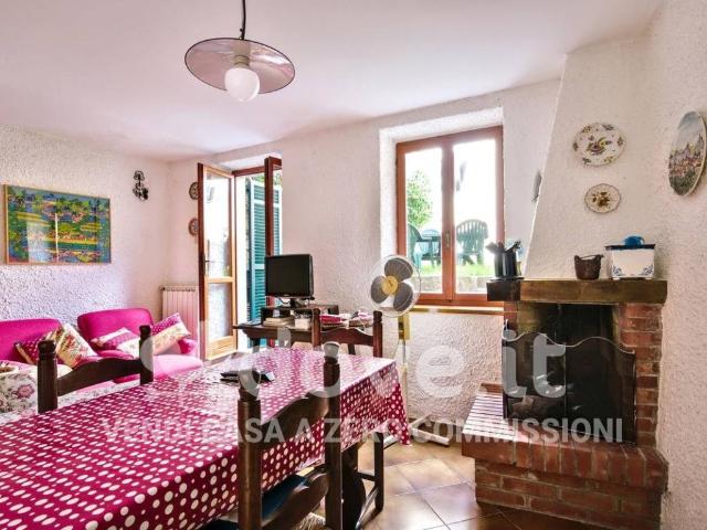 Villa Indipendente in vendita a Gatessa, La Spezia