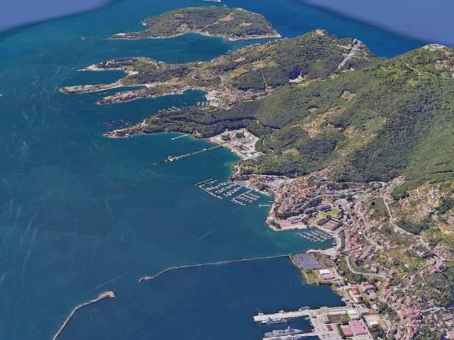 Villa Indipendente in vendita a Costa di Cadimare, La Spezia