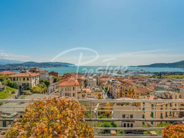 Villa Indipendente in vendita a Vicci, La Spezia