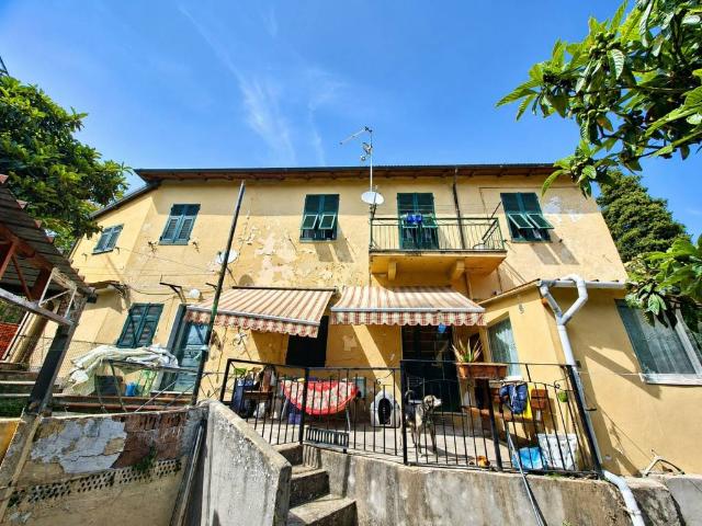 Villa Indipendente in vendita a La Spezia, Liguria