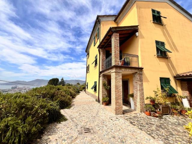 Villa Indipendente in vendita a La Spezia, Liguria