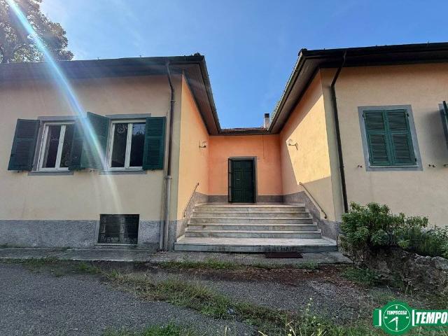 Villa Indipendente in vendita a Termo, La Spezia