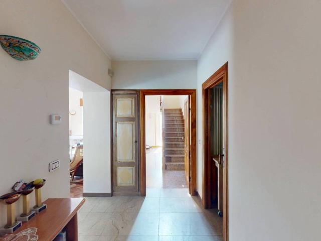 Villa Indipendente in vendita a Ronco Vecchiora, La Spezia