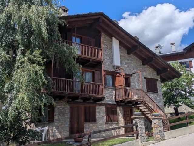 Villa Indipendente in vendita a Moulin, La Thuile