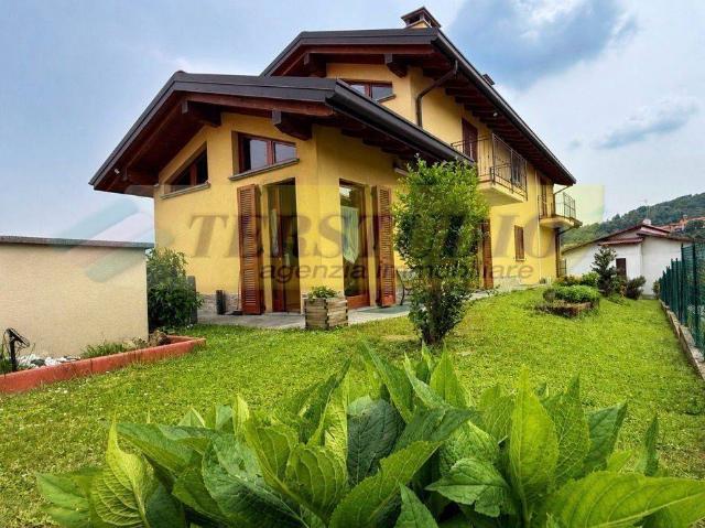 Villa Indipendente in vendita a Unione dei comuni della Valletta, Rovagnate