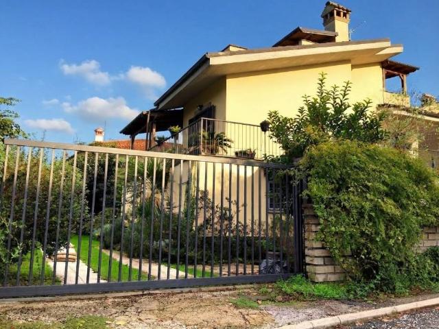 Villa Indipendente in vendita a Colle Spina, Labico
