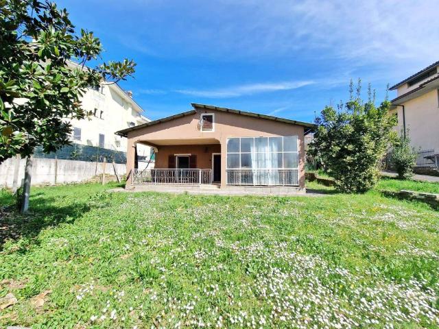 Villa Indipendente in vendita a Labico