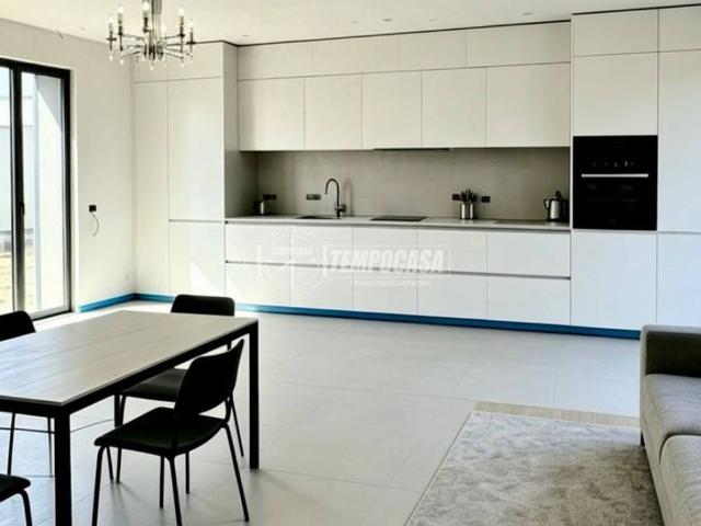 Villa Indipendente in vendita a Lacchiarella, Lombardia