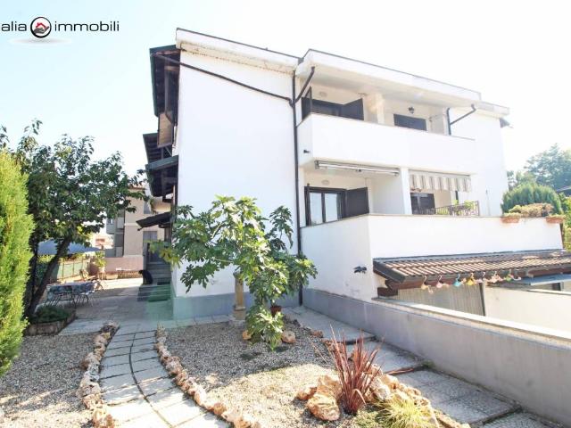 Villa Indipendente in vendita a Case Bettola, Lacchiarella