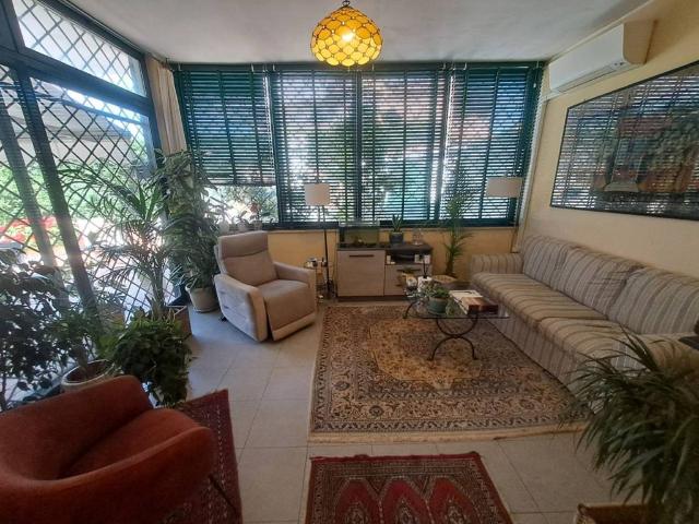 Villa Indipendente in vendita a Piane di Vaccina, Roma Capitale
