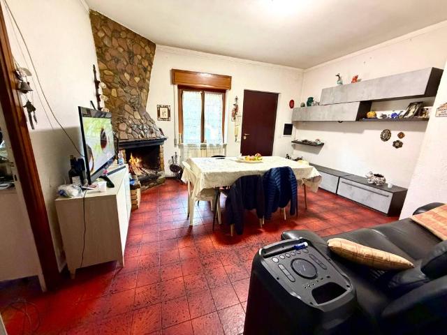 Villa Indipendente in vendita a Torre Flavia, Roma Capitale