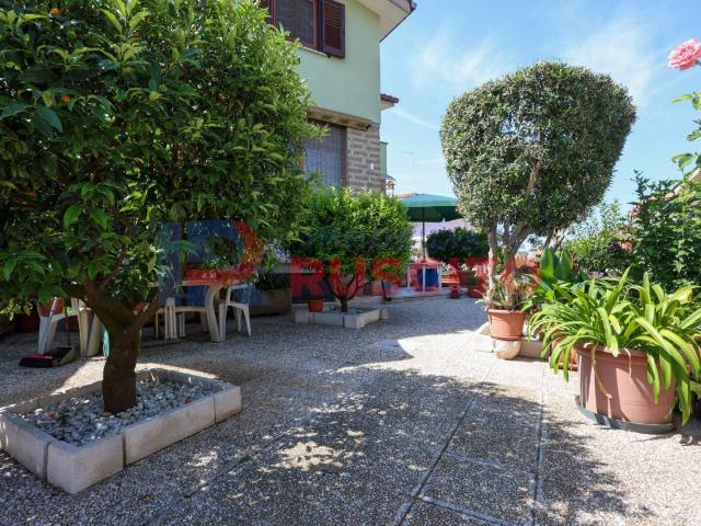 Villa Indipendente in vendita a Piane di Vaccina, Roma Capitale