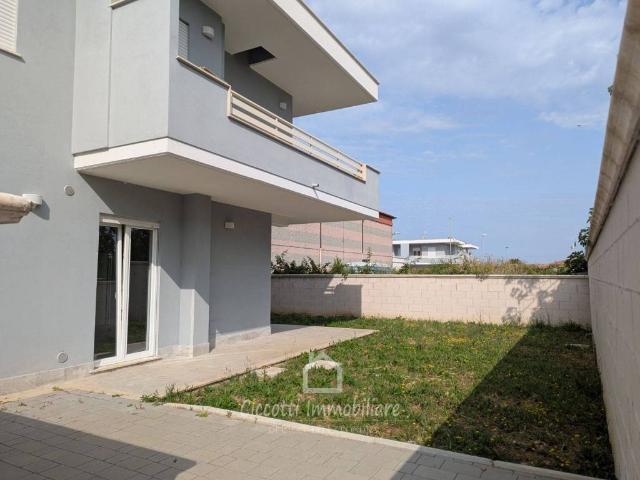 Villa Indipendente in vendita a Piane di Vaccina, Roma Capitale