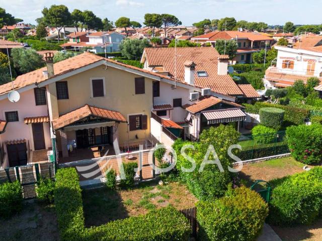 Villa Indipendente in vendita a Marina di San Nicola, Roma Capitale