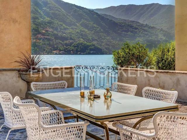 Villa Indipendente in vendita a Ticeè, Laglio