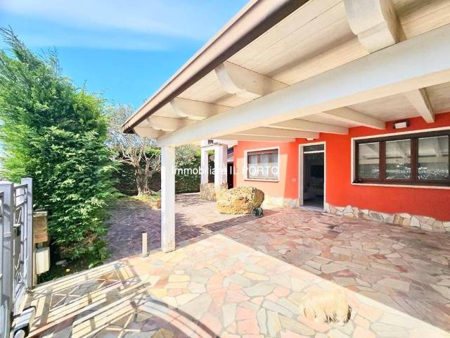 Villa Indipendente in vendita a Unione Delta del Po, Lagosanto