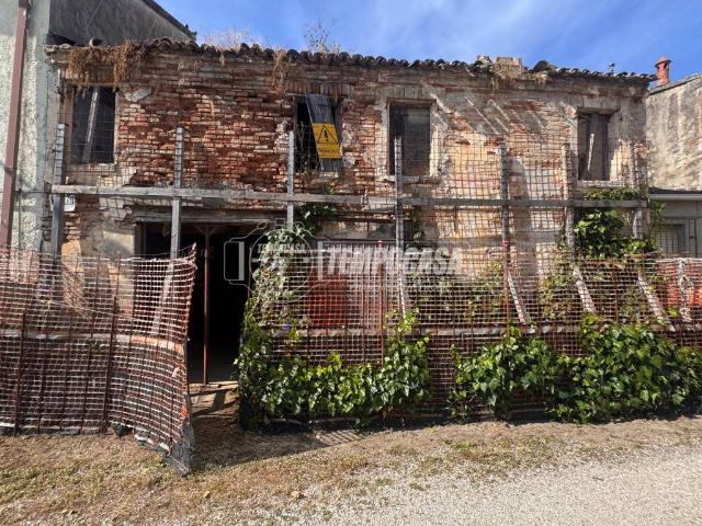 Villa Indipendente in vendita a Unione Delta del Po, Lagosanto