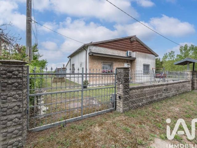 Villa Indipendente in vendita a Unione Delta del Po, Lagosanto