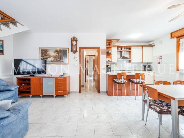Villa Indipendente in vendita a Unione Delta del Po, Lagosanto