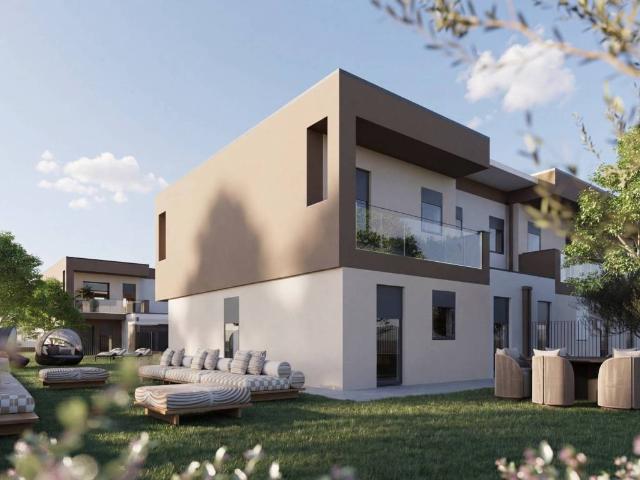 Villa Indipendente in vendita a Lainate, Lombardia