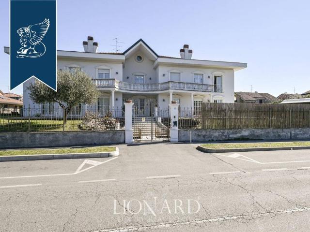 Villa Indipendente in vendita a Lainate, Lombardia