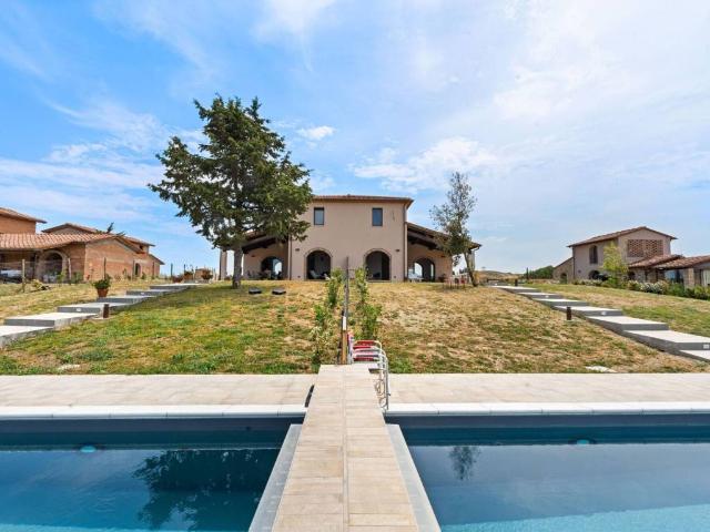 Villa Indipendente in vendita a Lajatico, Toscana