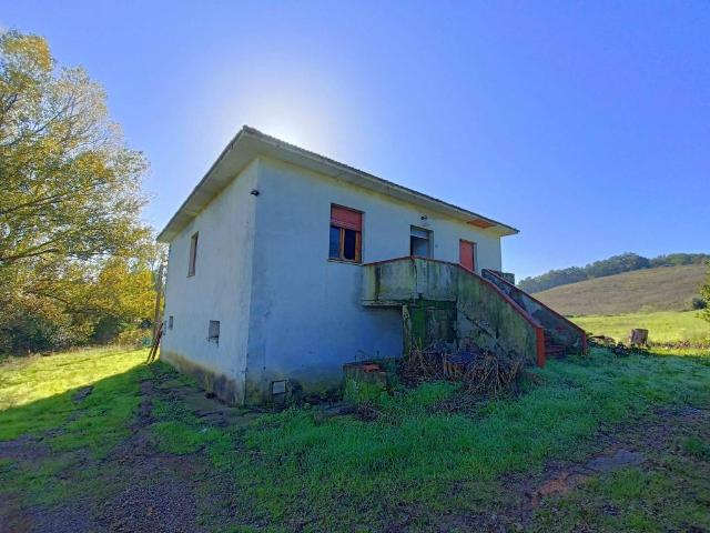 Villa Indipendente in vendita a Lajatico, Toscana