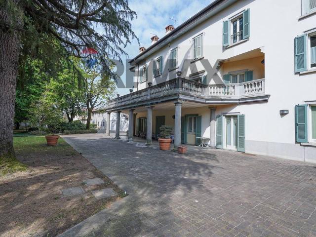 Villa Indipendente in vendita a Lallio, Lombardia