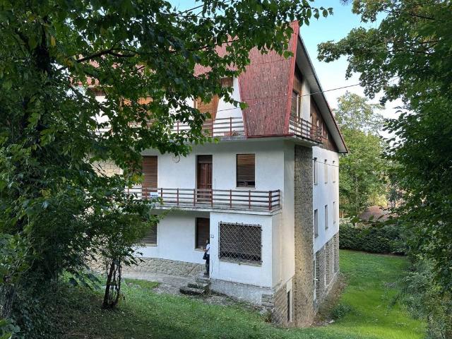 Villa Indipendente in vendita a Unione dei comuni del Frignano, Lama Mocogno
